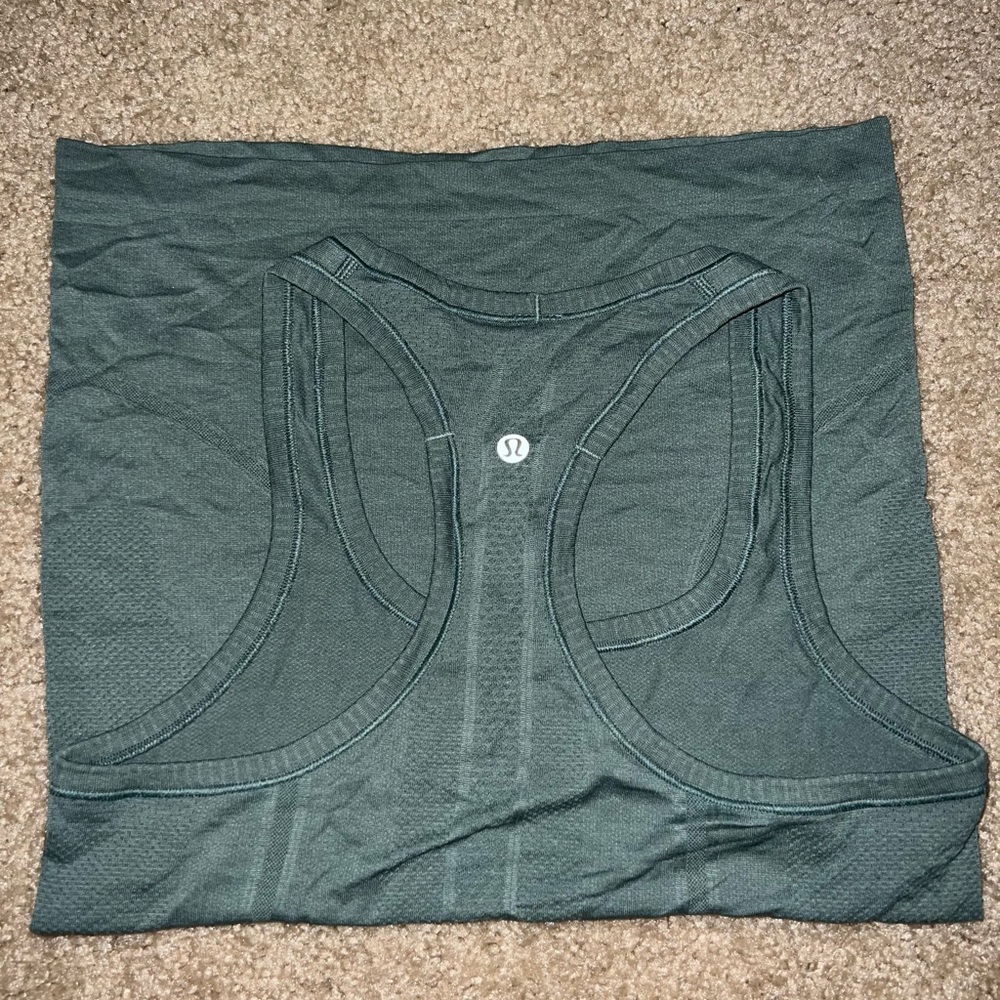 Lululemon swiftly tech racer back tank size 4